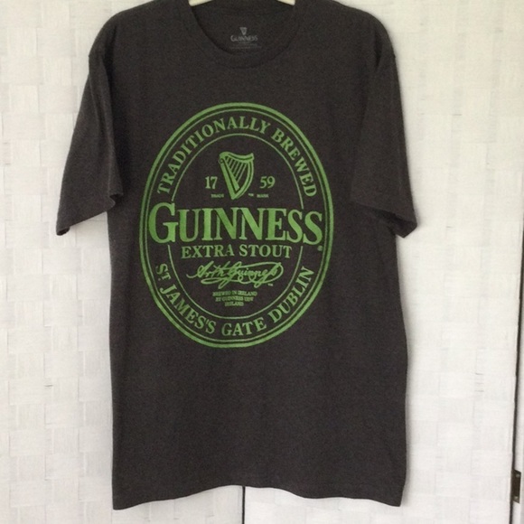Guinness Mens T-Shirt Size L color gray and green short sleeve washable.    #253 - Picture 1 of 7